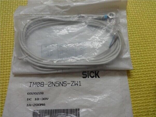 1PC New Sick IM08-2N5NS-ZW1 Proximity Switch IM082N5NSZW1 DHL / UPS / FedEx