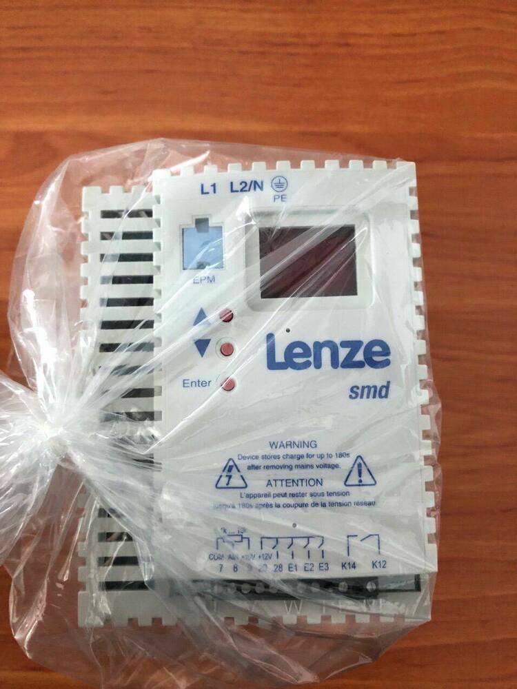 1PC lenze inverter ESMD152X2SFA Brand New