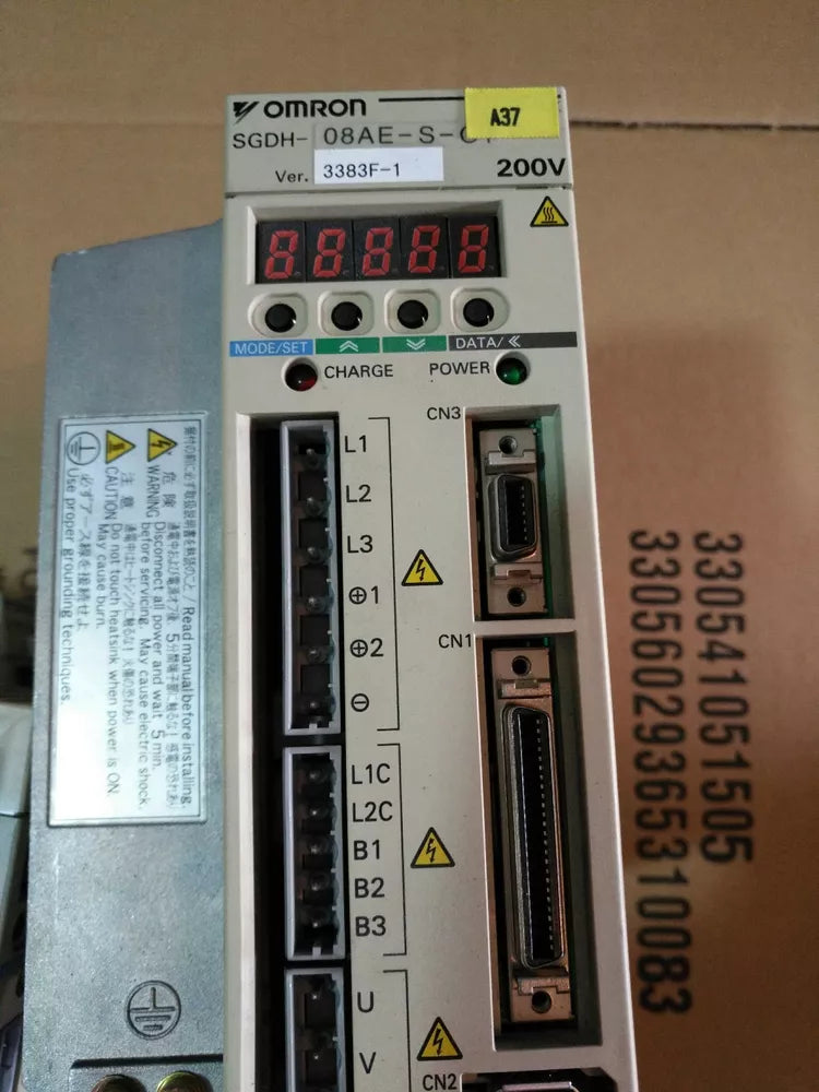 1PC New Yaskawa SGDH-04AE-S-OY Servo Driver Expedited Shipping
