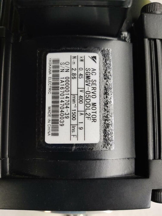 1PC New Yaskawa SGMGV-05DDL2F Servo Motor Expedited Shipping SGMGV05DDL2F