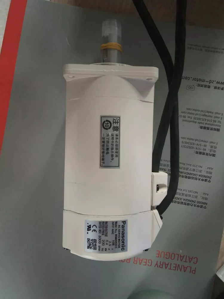 1PC New In Box Panasonic MSMA042A1E Servo Motor Expedited Shipping