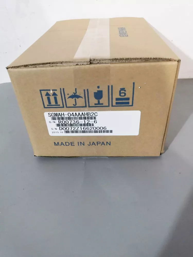 1PC New Yaskawa SGMAH-04AAAHB2C Servo Motor Expedited Shipping