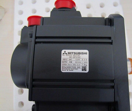 1PC MITSUBISHI AC SERVO MOTOR HC-SFS102 NEW ORIGINAL UPS / DHL / Fedex