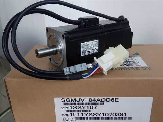 1PC New Yaskawa SGMJV-04ADD6E Servo Motor Expedited Shipping SGMJV04ADD6E