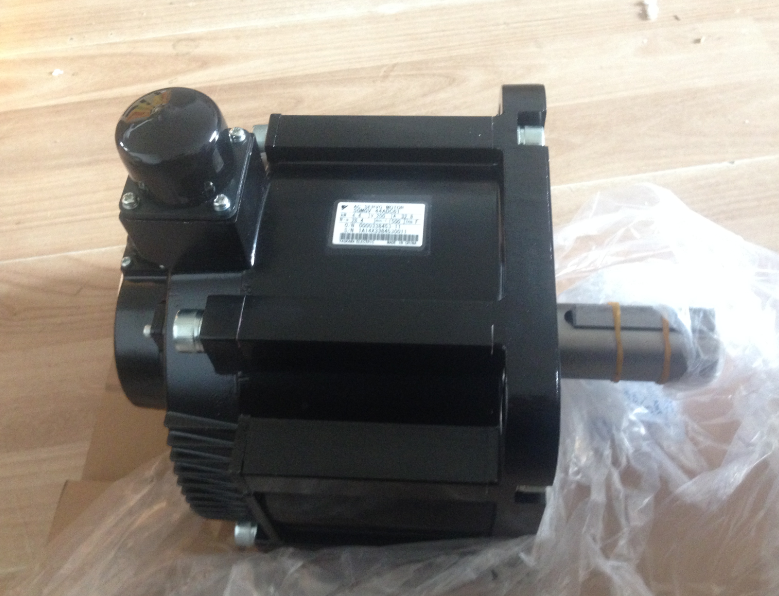 YASKAWA AC SERVO MOTOR SGMGV-30ADA6C NEW ORIGINAL FREE EXPEDITED SHIPPING DHL / UPS / FedEx