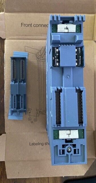 New Siemens 6ES7522-1BL01-0AB0 6ES75221BL010AB0 S7-1500 digital output module