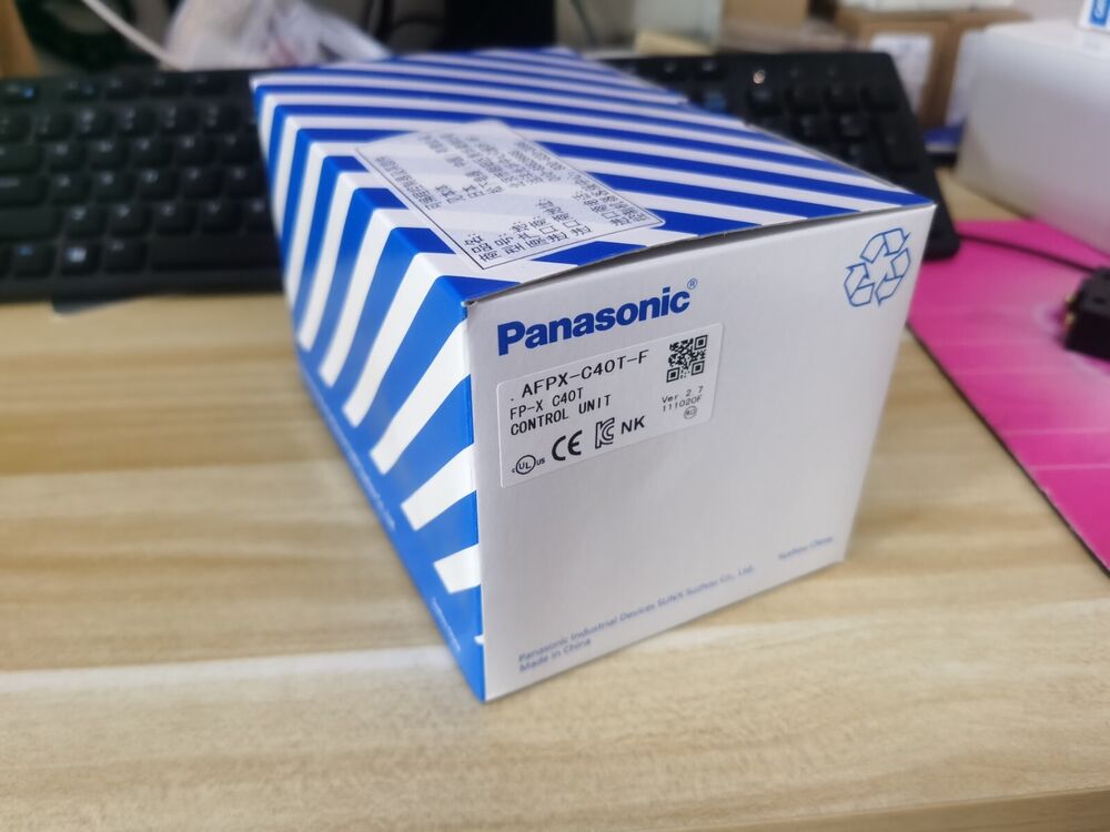 1PC New Panasonic AFPX-C40T-F Expansion Unit AFPXC40TF