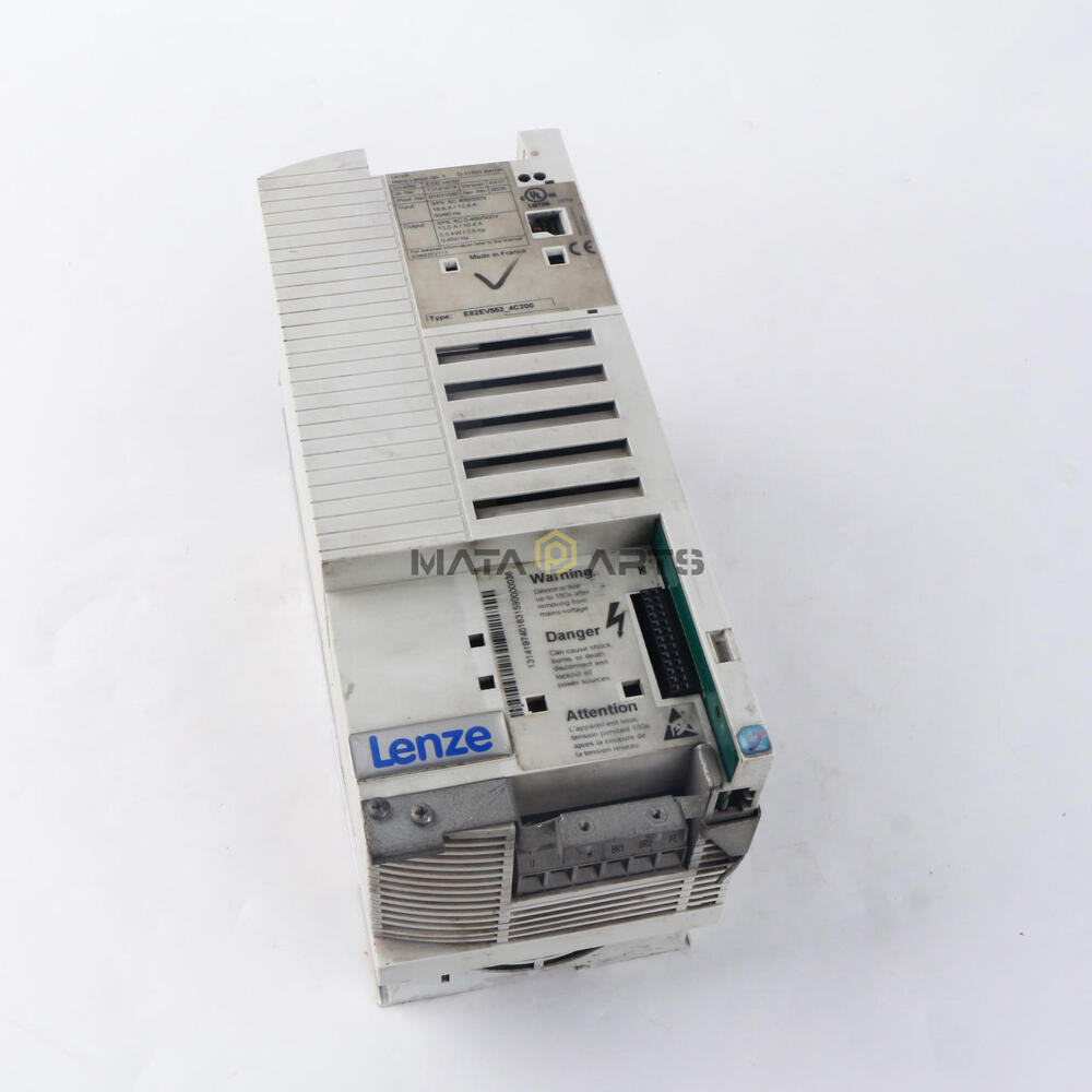 1PCS USED LENZE E82EV552-4C200 E82EV552K4C200