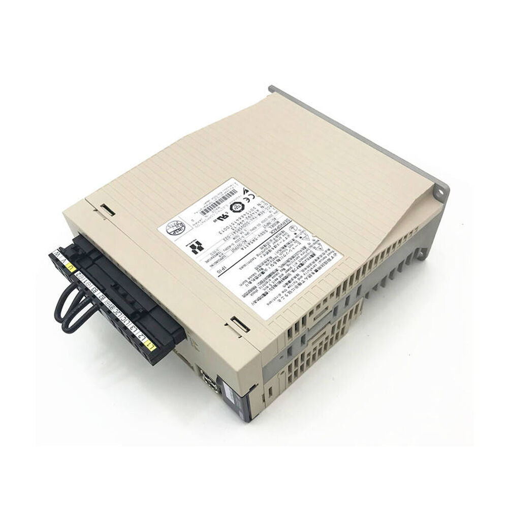 1PC New Yaskawa SGDV-5R5A11A Servo Driver Expedited Shipping