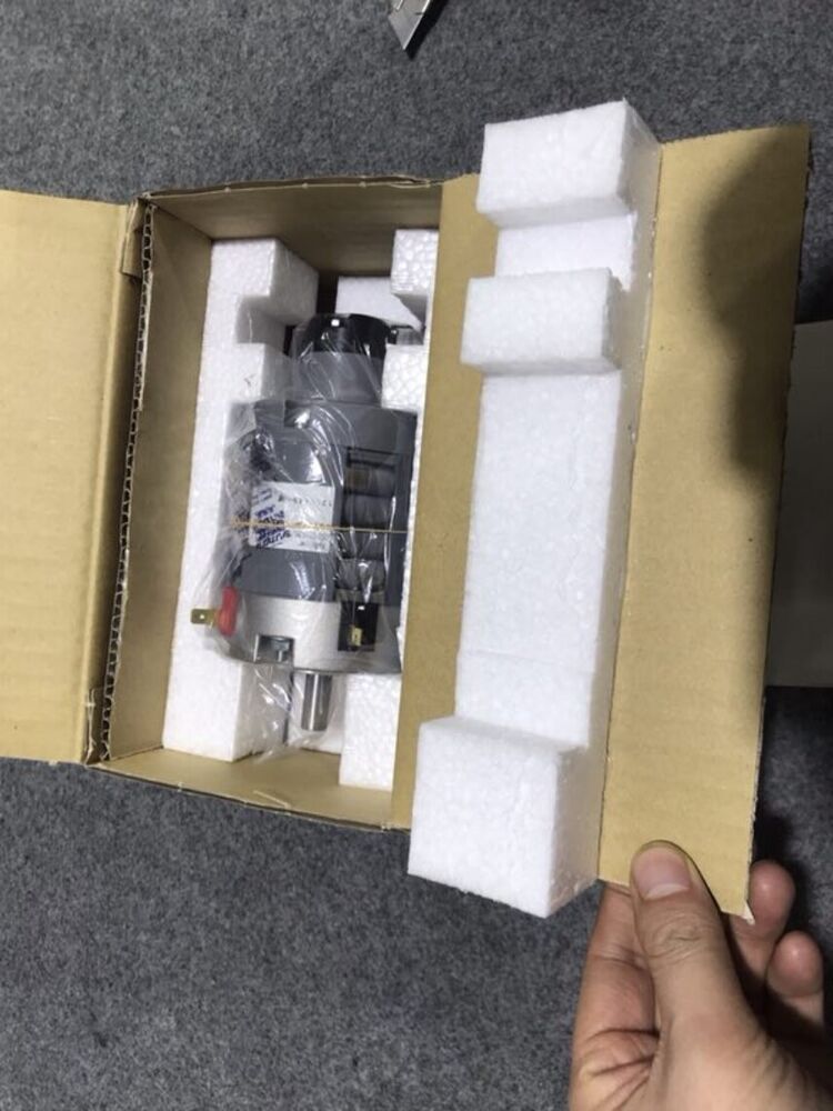 1PC ABB MINERTIA MOTOR UGTMEM-03LBB11 UGTMEM03LBB11 NEW FREE EXPEDITED SHIPPING DHL / UPS / FedEx