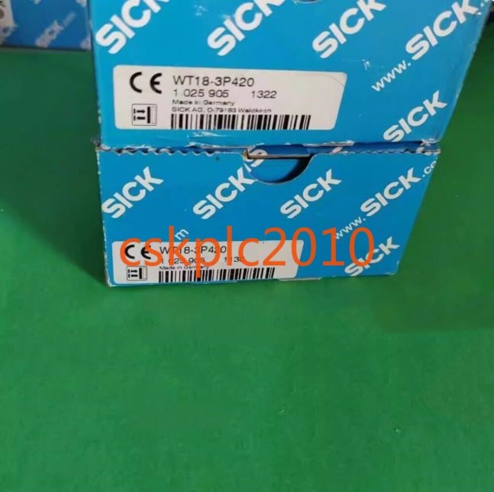 1PCS New original SICK sensor 1025905 WT18-3P420 express shipping stock