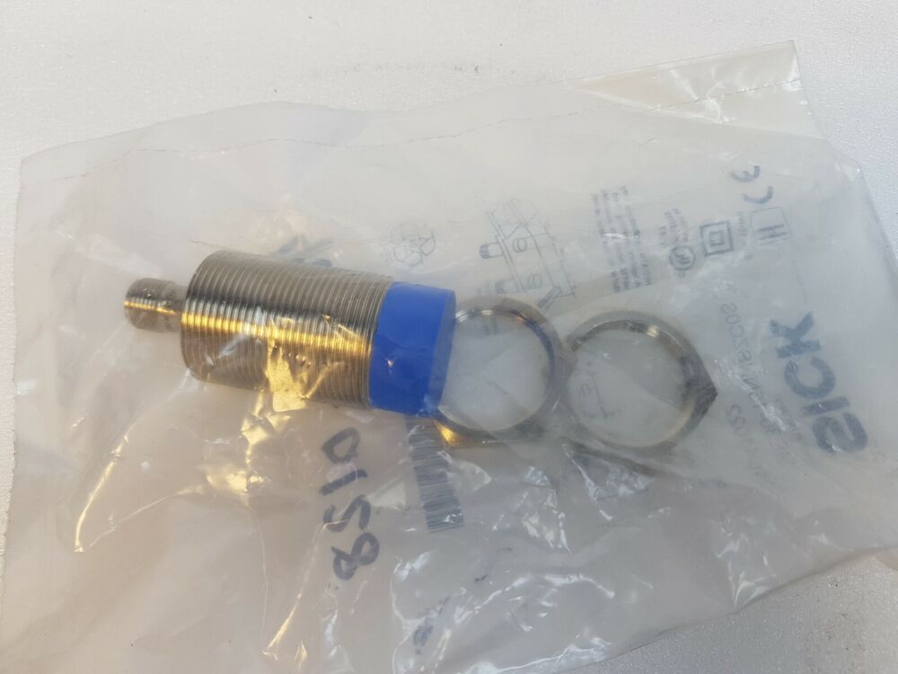 1PC New Sick IME30-15NNSZC0S Proximity Switch IME3015NNSZC0S DHL / UPS / FedEx