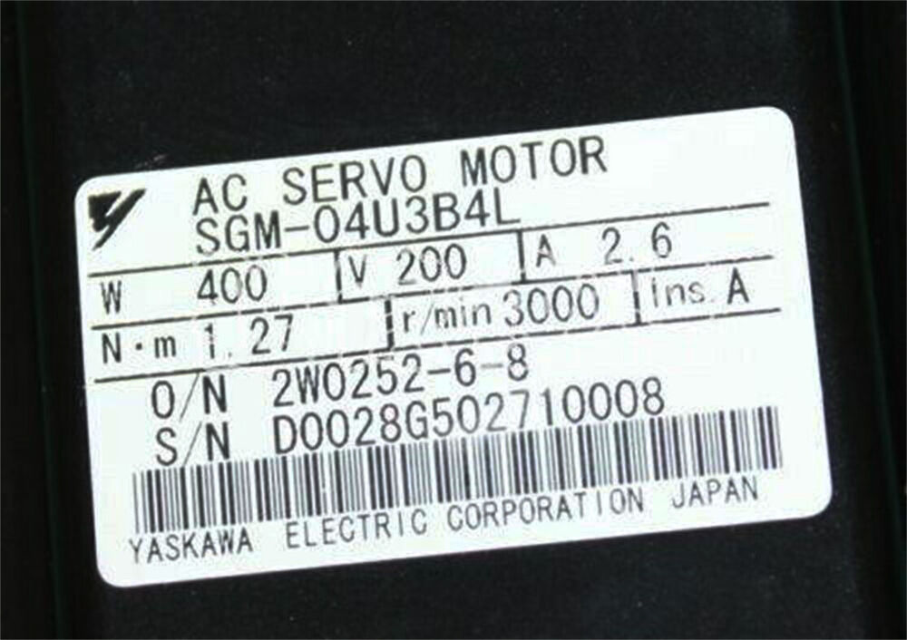 1PC New Yaskawa SGM-04U3B4L Servo Motor Expedited Shipping SGM04U3B4L