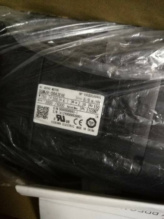 1PC New Yaskawa SGMJV-08A3E6E Servo Motor Expedited Shipping SGMJV08A3E6E