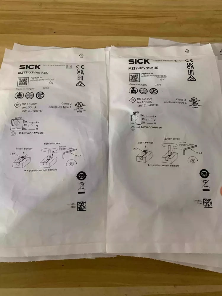 1PC New Sick MZT7-03VNS-KU0 Sensor Free Shipping DHL / UPS / FedEx