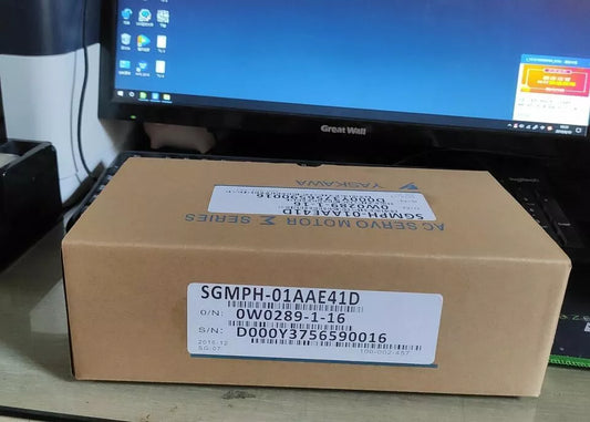 1PC New Yaskawa SGMPH-01AAE41D Servo Motor Expedited Shipping