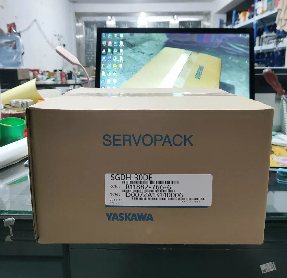 1PC New Yaskawa SGDH-30DE Servo Driver Expedited Shipping