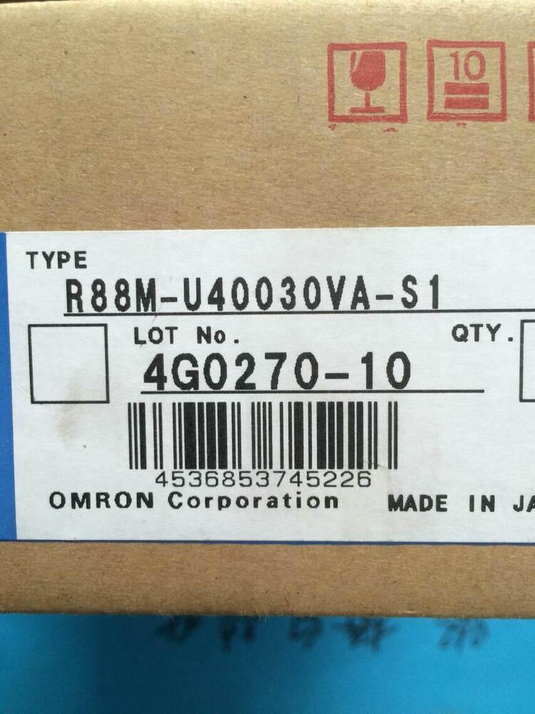 OMRON R88M-U40030VA-S1 SERVO MOTOR R88MU40030VAS1 New In Box Expedited Shipping DHL / UPS / FedEx