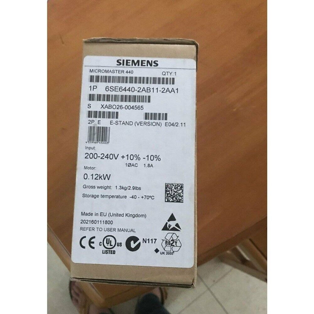 New Siemens 6SE6440-2AB11-2AA1 6SE64402AB112AA1 MICROMASTER440 without filter