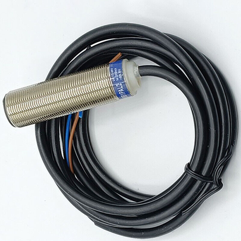 1PC New Schneider XS618B1PAL2 Proximity Switch Free Shipping DHL / UPS / FedEX