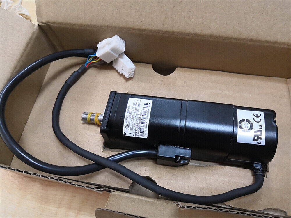 1PC New Yaskawa SGM-01U3B4CL Servo Motor Expedited Shipping SGM01U3B4CL