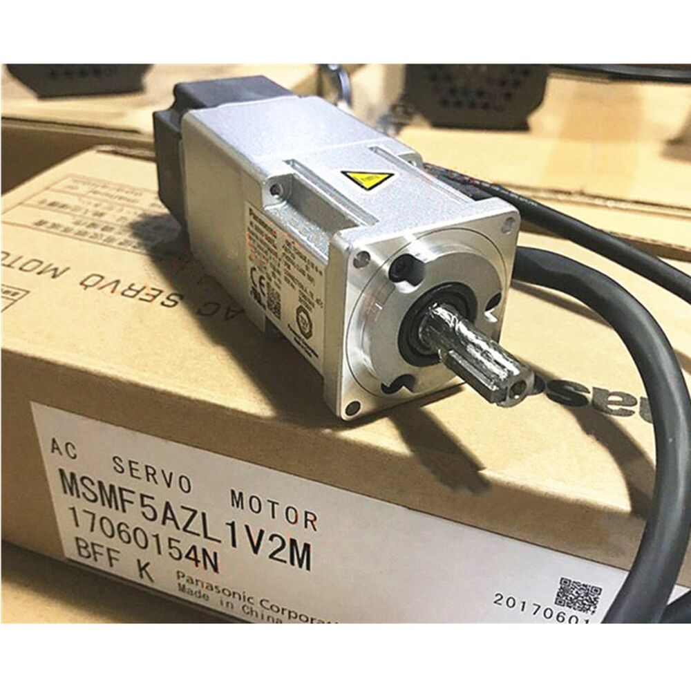 1PC New In Box Panasonic MSMF5AZL1V2M Servo Motor Expedited Shipping
