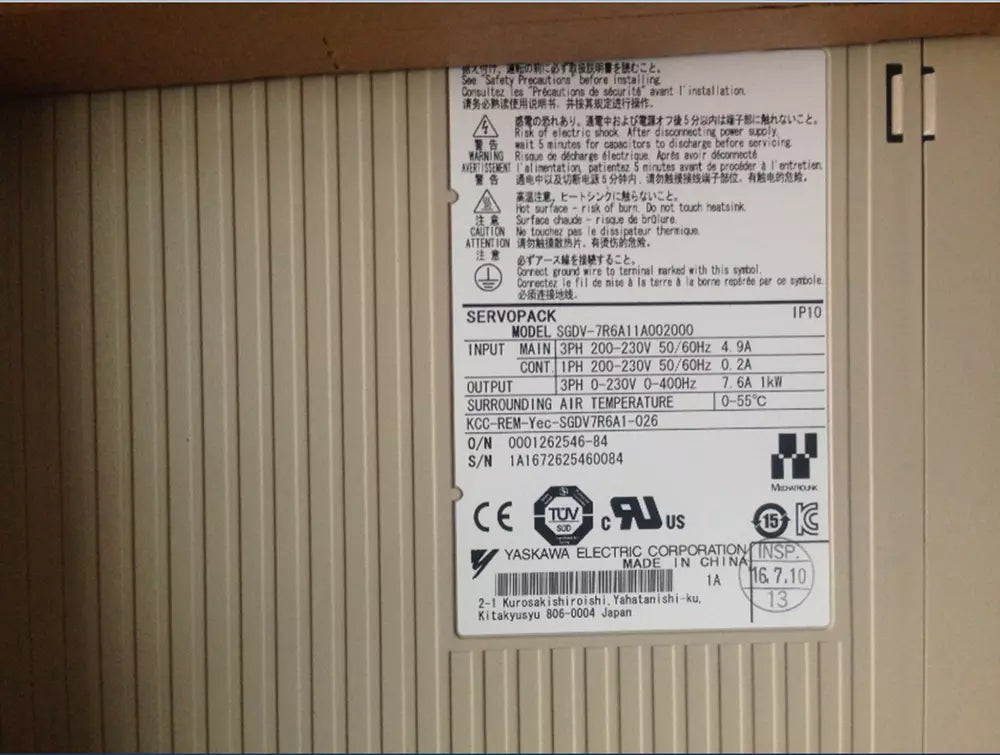 1PC New Yaskawa SGDV-7R6A11A002000 Servo Driver Expedited Shipping