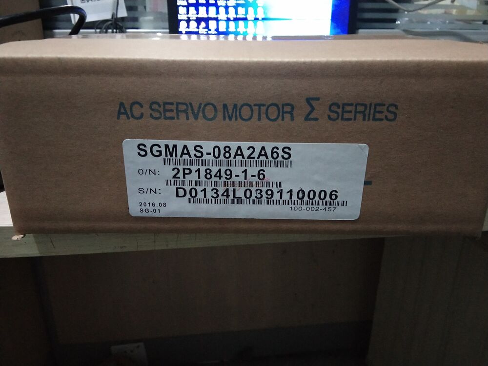 1PC New Yaskawa SGMAS-08A2A6S Servo Motor Expedited Shipping SGMAS08A2A6S