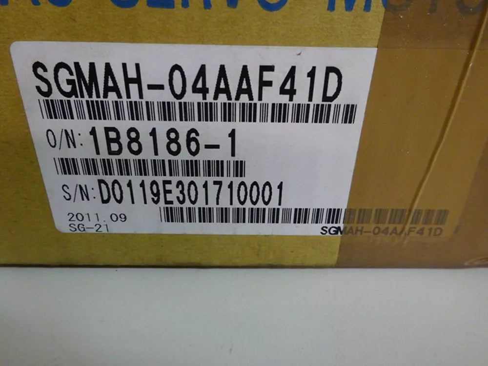1PC New Yaskawa SGMAH-04AAF41D Servo Motor Expedited Shipping
