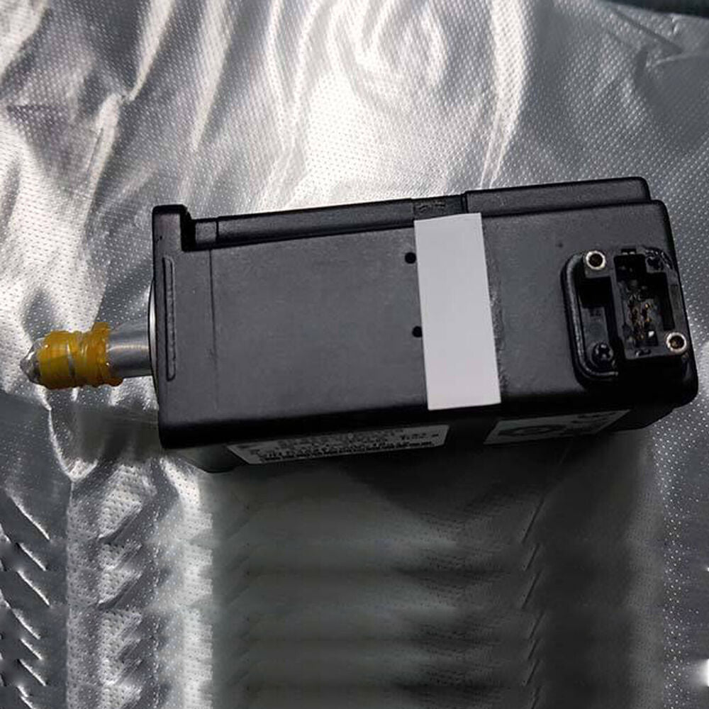 1PC New Yaskawa SGMAS-01ACA21 Servo Motor Expedited Shipping