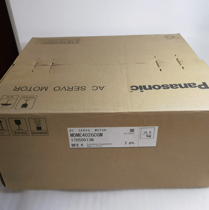 1PC New In Box Panasonic MDME402GCGM Servo Motor Expedited Shipping