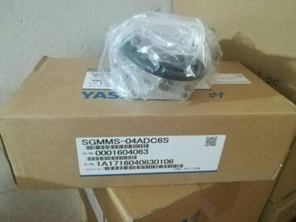 1PC New Yaskawa SGMMS-04ADC6S Servo Motor Expedited Shipping SGMMS04ADC6S