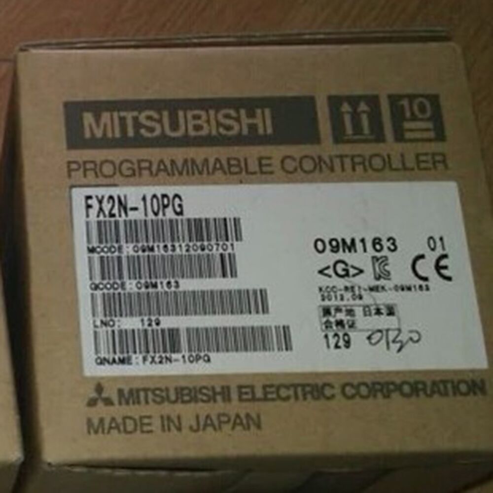 1PC Mitsubishi PLC FX2N-10PG New In Box FX2N10PG Expedited Shipping DHL / UPS / FedEX