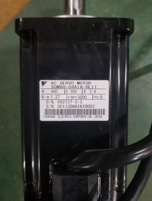 1PC New Yaskawa SGMAH-04A1A-HL11 Servo Motor Expedited Shipping