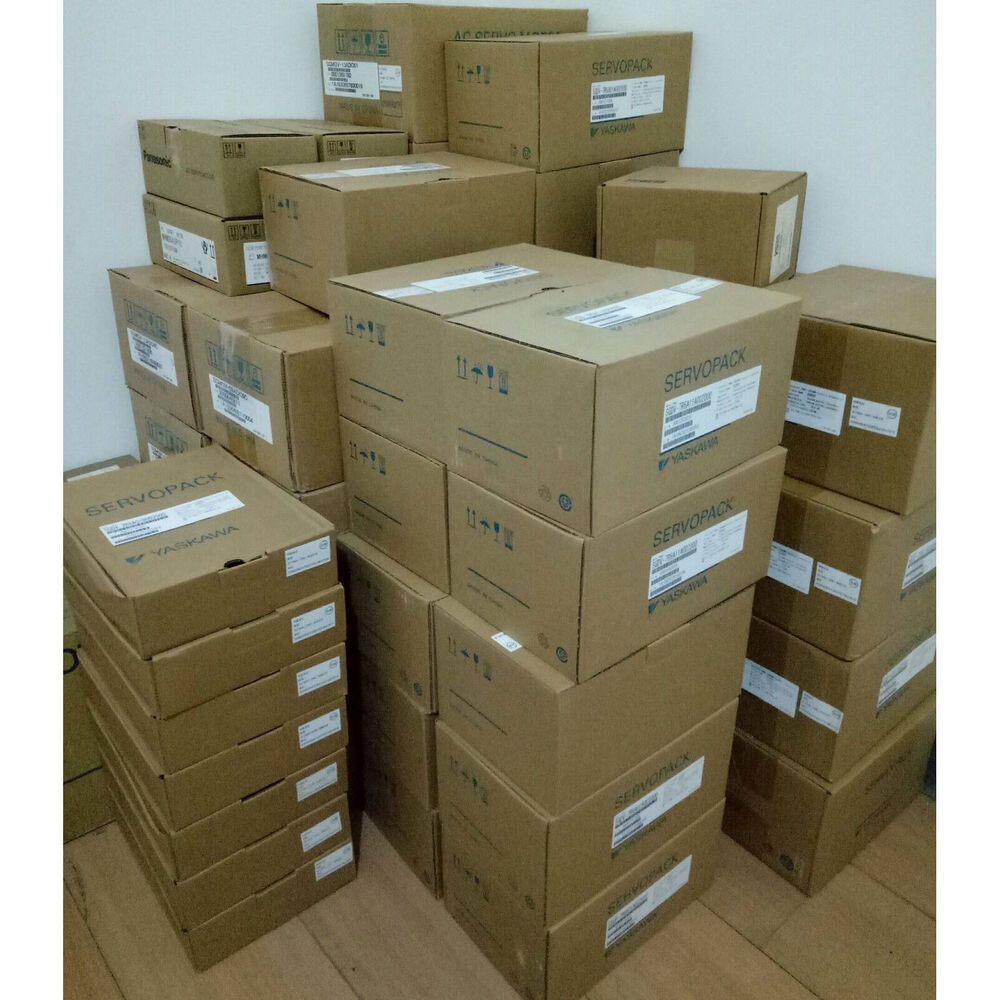 1PC New In Box Yaskawa SGDS-01A22A Servo Drives Expedited Shipping SGDS01A22A