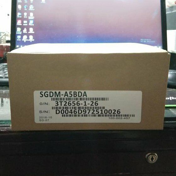 1PC Yaskawa SGDM-A5BDA AC Servo Drive SGDMA5BDA New In Box Expedited Shipping DHL / UPS / FedEx
