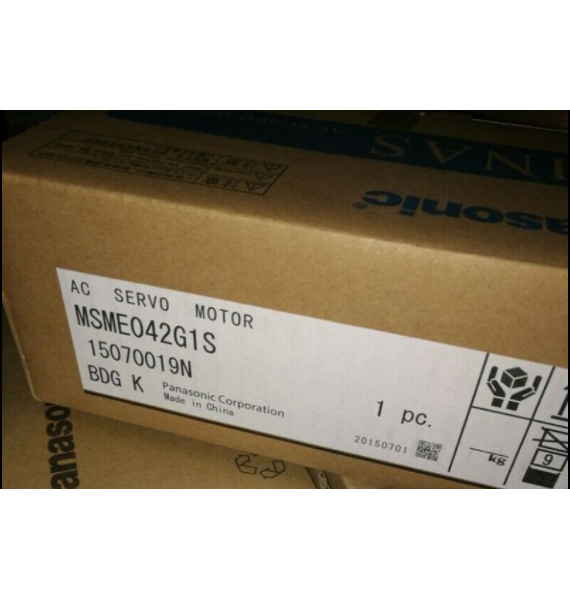 1PC New In Box Panasonic MSME042G1S Servo Motor Expedited Shipping