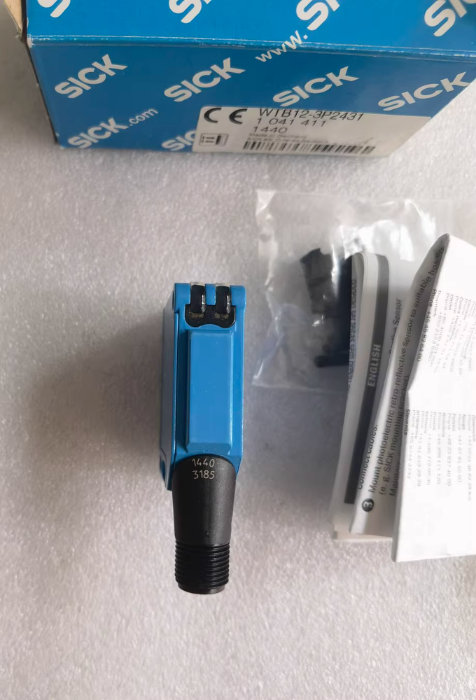 1PC New SICK WTB12-3P2431 Photoelectric Sensor WTB123P2431 DHL / UPS / FedEx