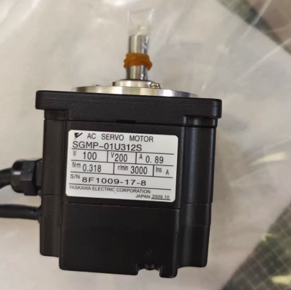 1PC New Yaskawa SGMP-01U312S Servo Motor Expedited Shipping SGMP01U312S