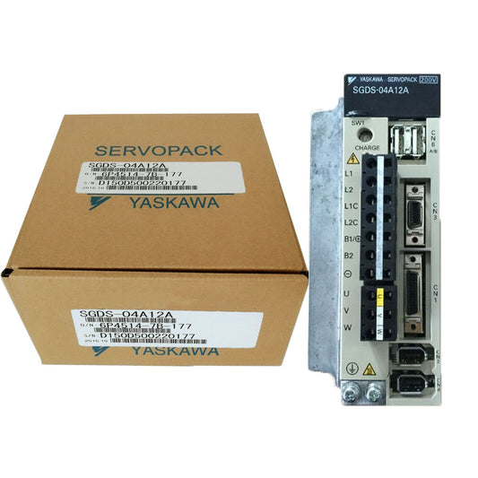New In Box YASKAWA SGDS-04A12A Servo Drive DHL / UPS / FedEx
