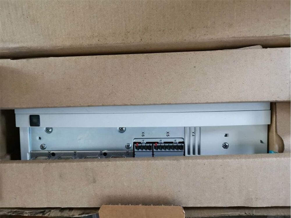 1PC NEW LENZE EVS9326-EK INVERTER EVS9326EK EXPEDITED SHIPPING DHL / UPS / FedEx