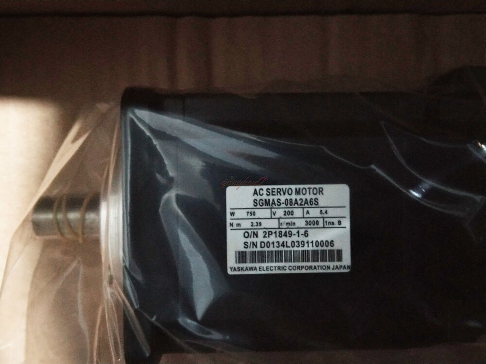 1PC New Yaskawa SGMAS-08A2A6S Servo Motor Expedited Shipping SGMAS08A2A6S