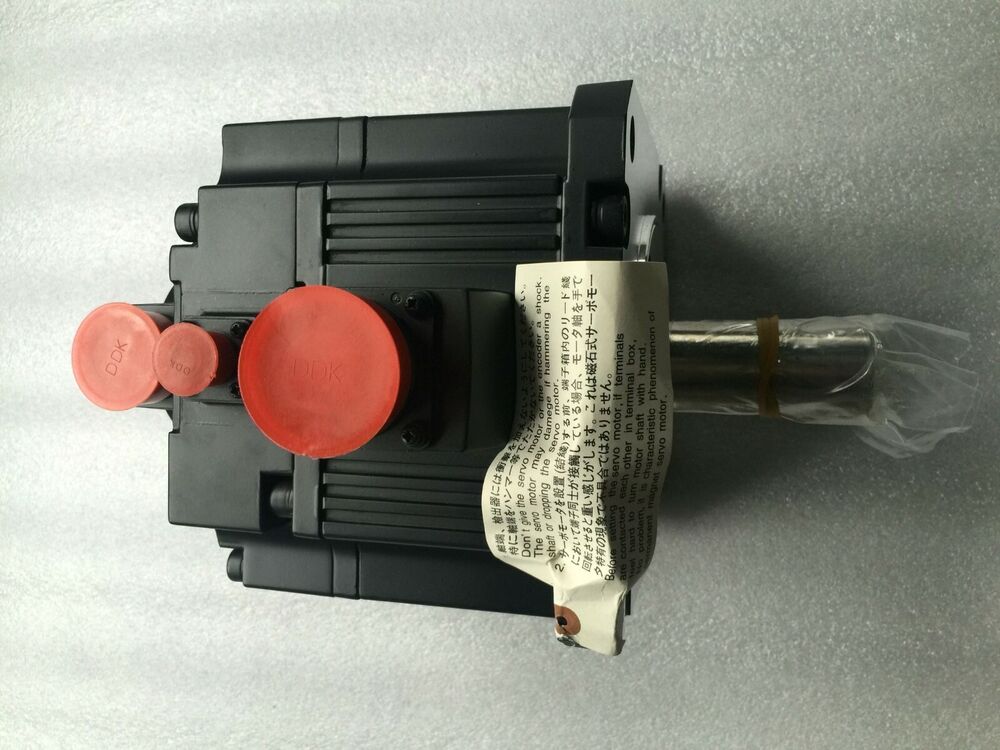 NEW MITSUBISHI AC SERVO MOTOR HC-SFS202BK HCSFS202BK FREE EXPEDITED SHIPPING DHL / UPS / FedEx