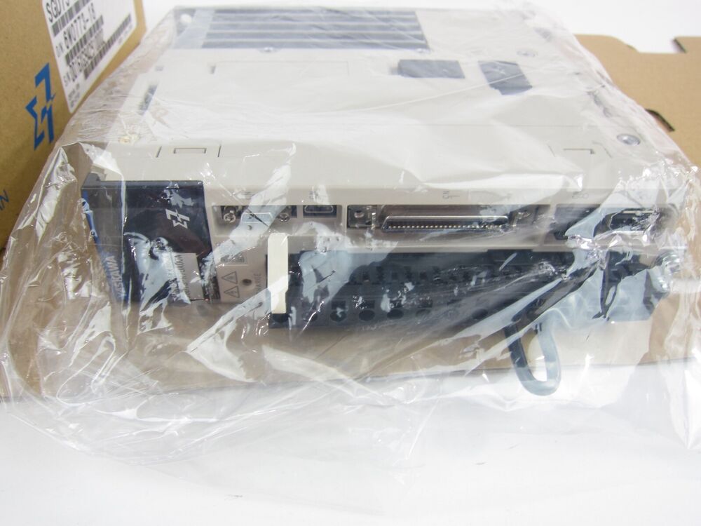 1PC New Yaskawa SGD7S-R70A00A Servo Driver Expedited Shipping