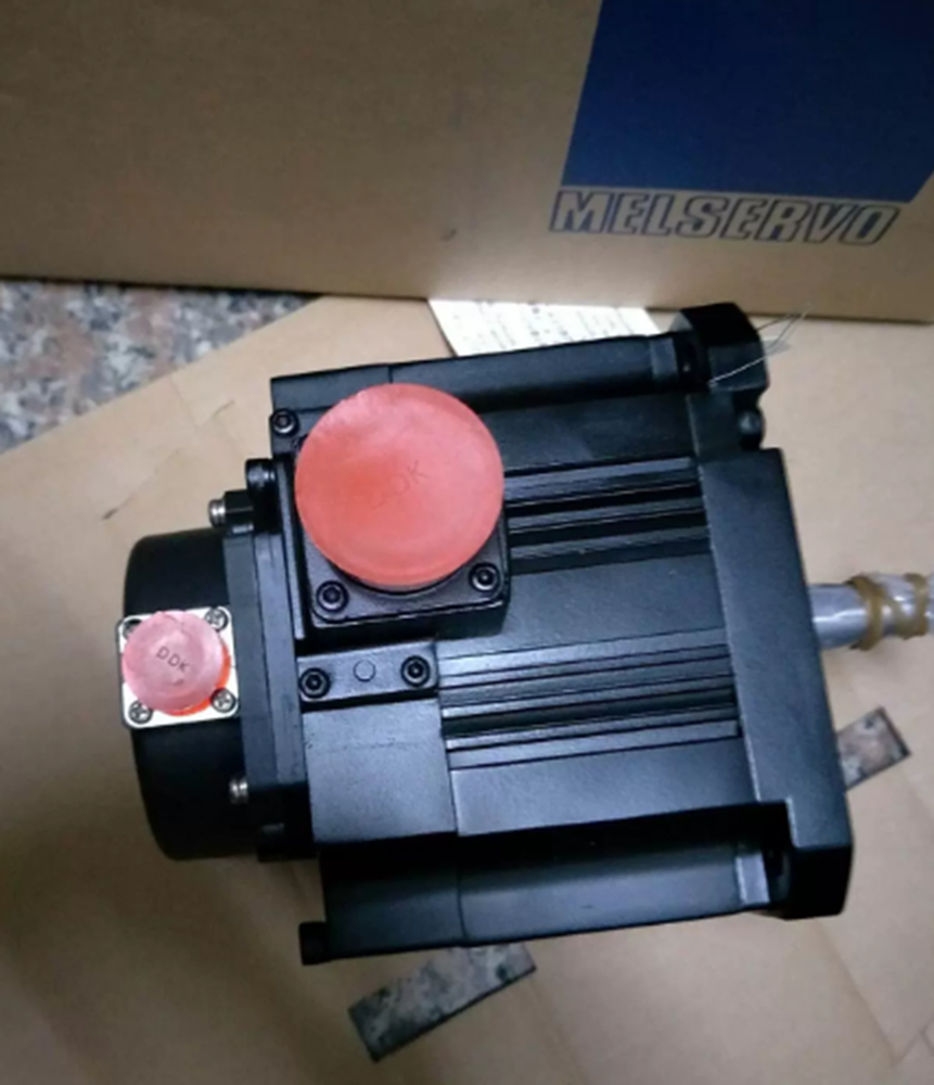 NEW Mitsubishi HF-H104T-A48 Servo Motor UPS / DHL / Fedex