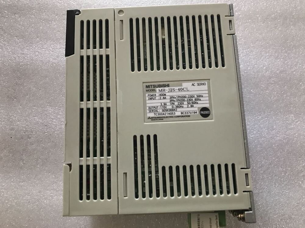 1PC Mitsubishi MR-J2S-40CL Servo Drive New In Box MRJ2S40CL Expedited Shipping DHL / UPS / FedEx