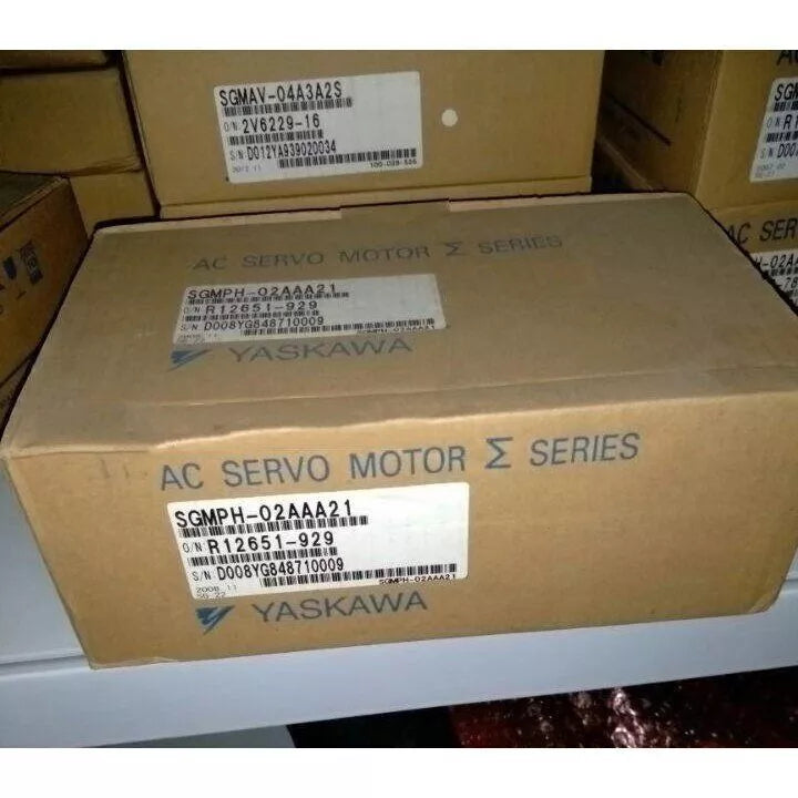 1PC New Yaskawa SGMPH-02AAA21 Servo Motor Expedited Shipping