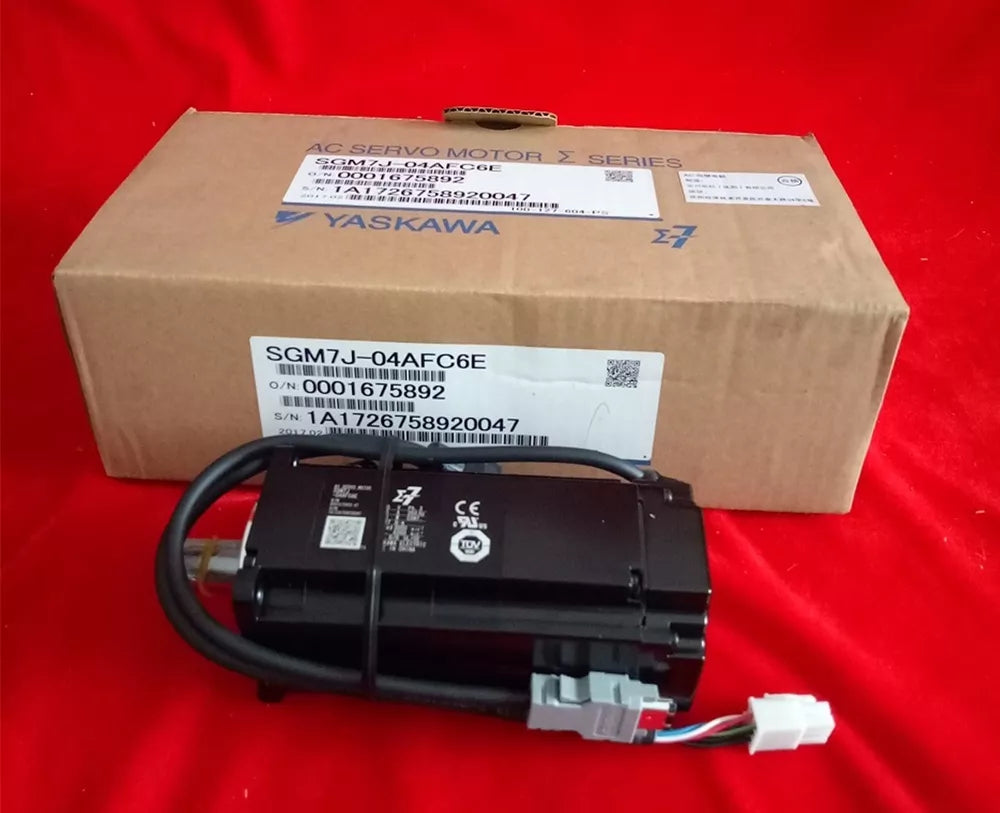 1PC New Yaskawa SGM7J-04AFC6E Servo Motor Expedited Shipping SGM7J04AFC6E