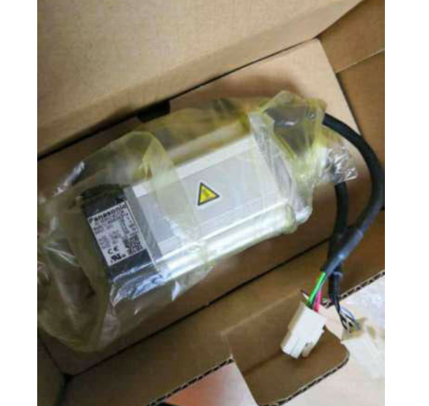 1PC New In Box Panasonic MSMD042P1A Servo Motor Expedited Shipping