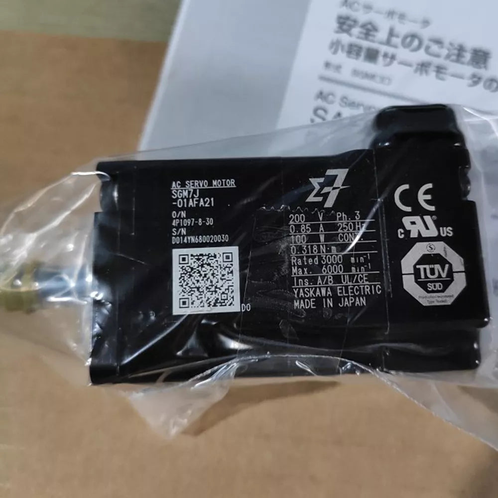 1PC New Yaskawa SGM7J-01AFA21 Servo Motor Expedited Shipping SGM7J01AFA21